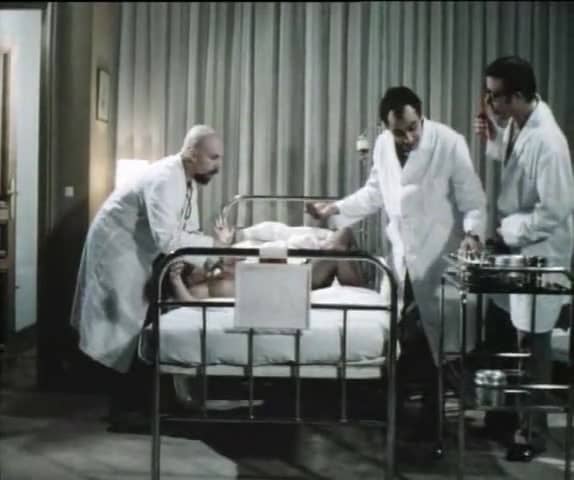 Exzesse In Der Frauenklinik 1980. Famous vintage with lots of French stars