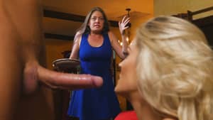 Heart-Stopping MILF Sex At The My Mom's Best Friend Porn Clip