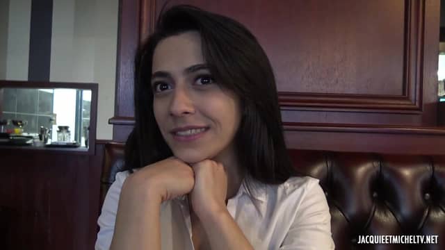 18-Year-Old beauty tries herself in porn